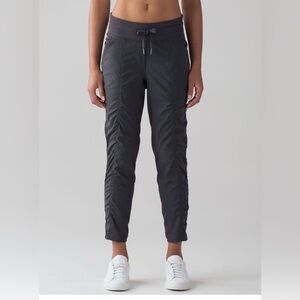 Lululemon Street To Studio Pant II *Unlined 28"  size 6